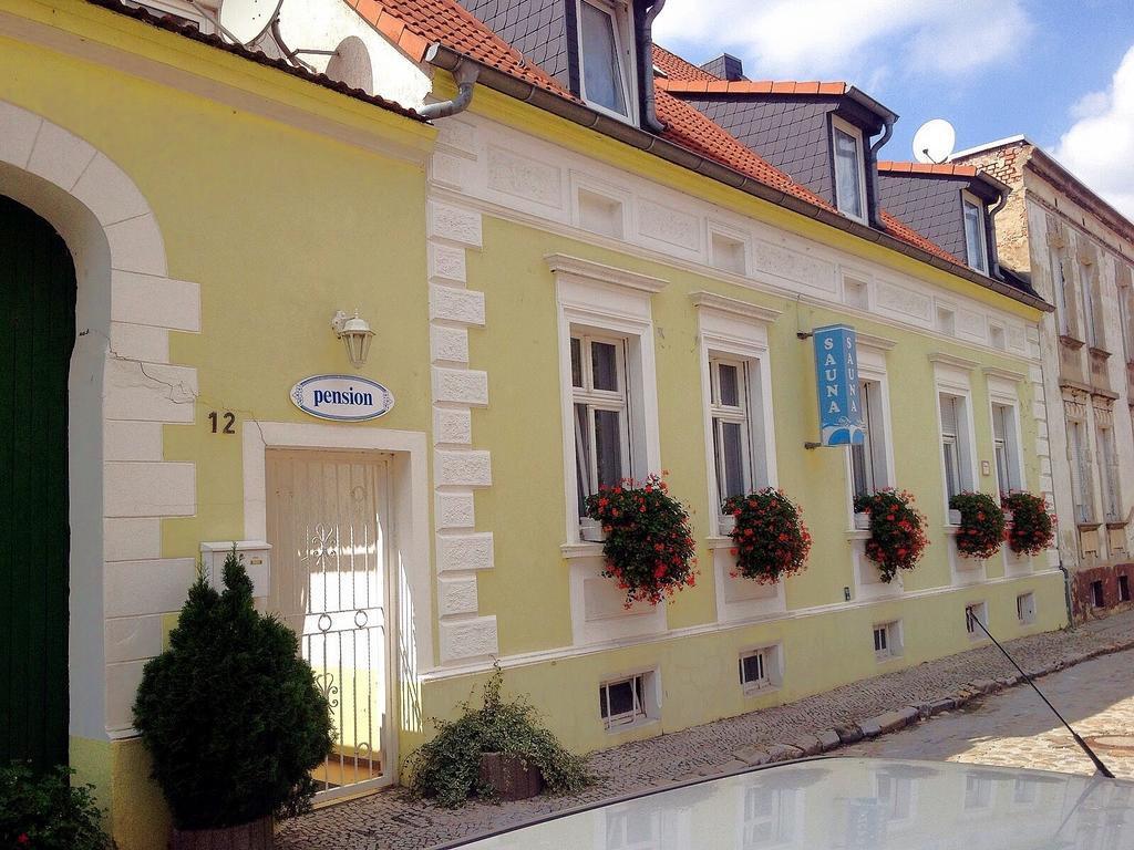 Pension & Sauna Am Lorenz Calbe المظهر الخارجي الصورة