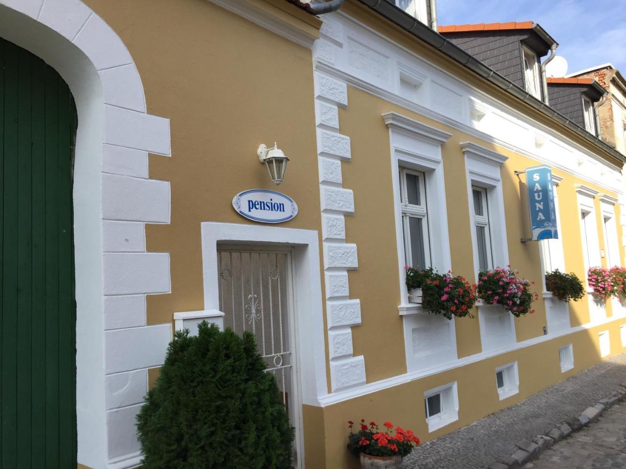 Pension & Sauna Am Lorenz Calbe المظهر الخارجي الصورة