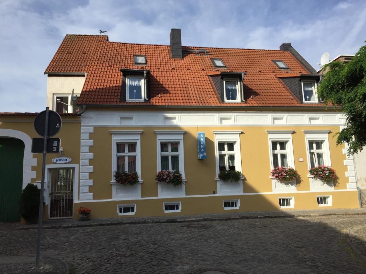 Pension & Sauna Am Lorenz Calbe المظهر الخارجي الصورة